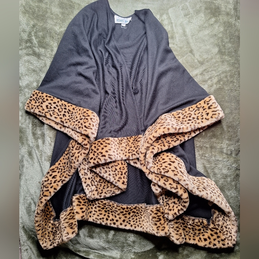 Used One Size Linda Bach For‎ Richard James Poncho Cheetah Animal Print